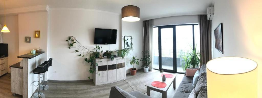 Ameri Plaza Green Apartments Tbilisi Ngoại thất bức ảnh