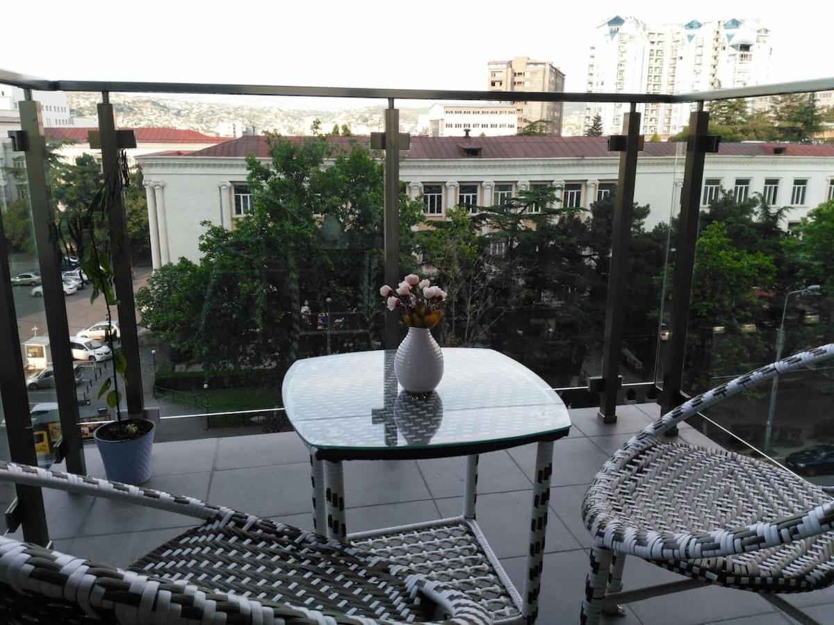 Ameri Plaza Green Apartments Tbilisi Ngoại thất bức ảnh